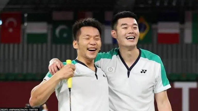 China's team forced to hear Taiwan's national anthem after losing Olympics Badminton final Taiwan athletes