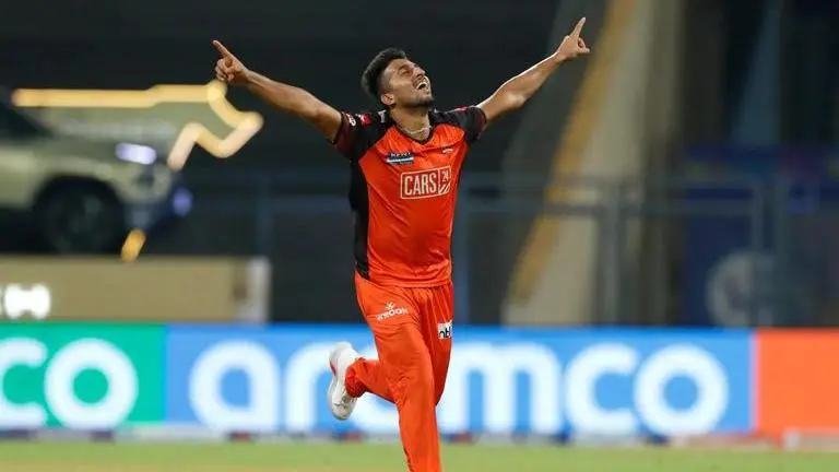 'Didn't want them to get hurt': When ex-India keeper asked 17-year-old Umran Malik to stop bowling in nets Umran Malik