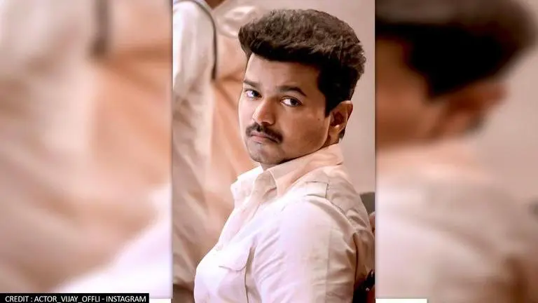 ‘Sarkar’ actor Thalapathy Vijay files case against his parents; Know why Thalapathy Vijay