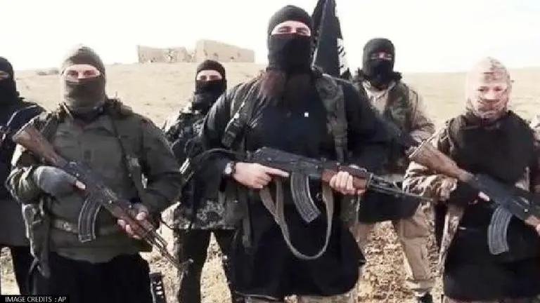 Lebanese Army busts ISIS-linked terrorist cell plotting attacks in country Lebanon