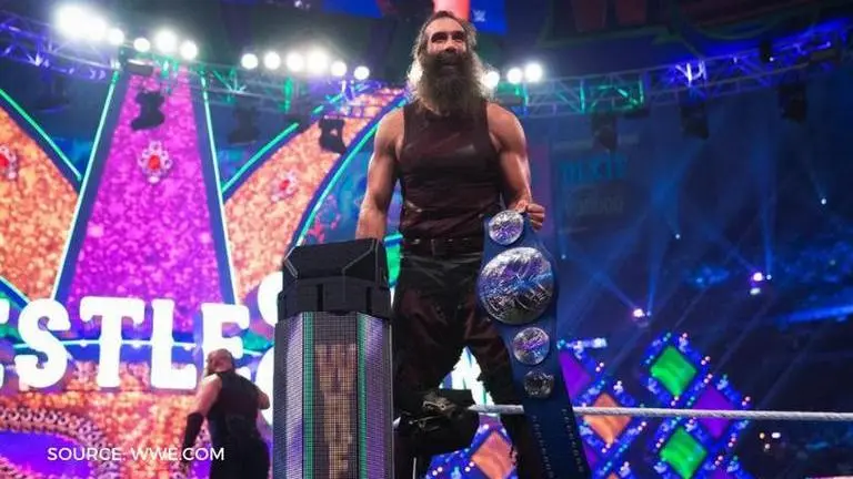 Luke Harper's greatest WWE moments: From winning Tag-Team Title to becoming IC champ luke harper