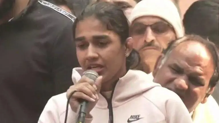 'I have assured them the government is with them': Babita Phogat to protesting wrestlers Geeta Phogat
