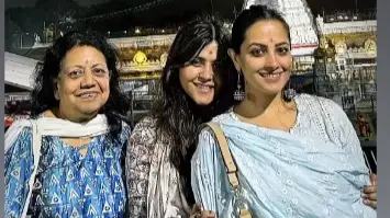 Ektaa Kapoor Visits Tirupati Temple With BFF Anita Hassanandani Ahead Of Crew Release Ektaa Kapoor