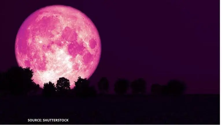 Strawberry moon in Hawaii 2020