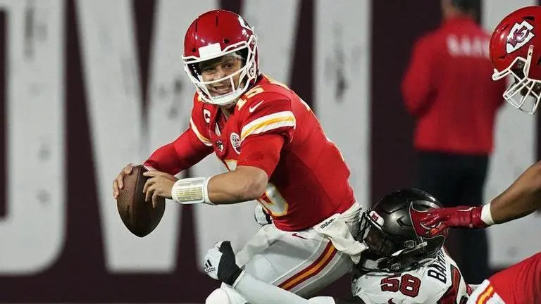 Buccaneers batter Mahomes in 31-9 Super Bowl rout of Chiefs