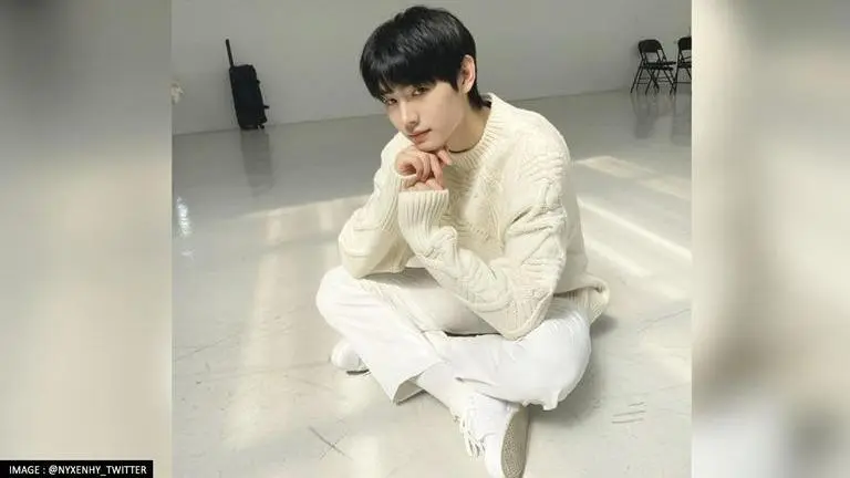 ENHYPEN’s Sunghoon halts activities as 'Music Bank' host to recover from rhinitis surgery enhypen