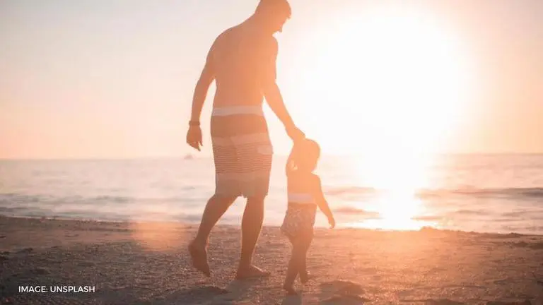 Happy Father's Day: Quotes in Hindi that you can draw inspiration from father's day quotes in hindi