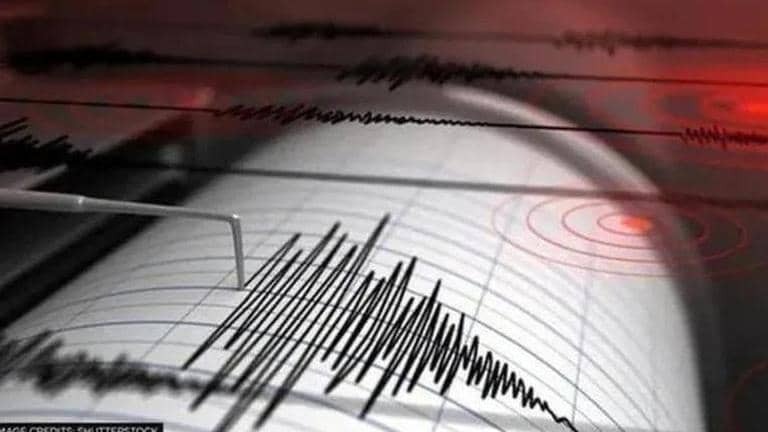 Strong Quake Injures Dozens Shuts North Philippine Airport Republic