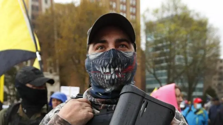 Trump says Whitmer should ‘give a little’ to restart economy