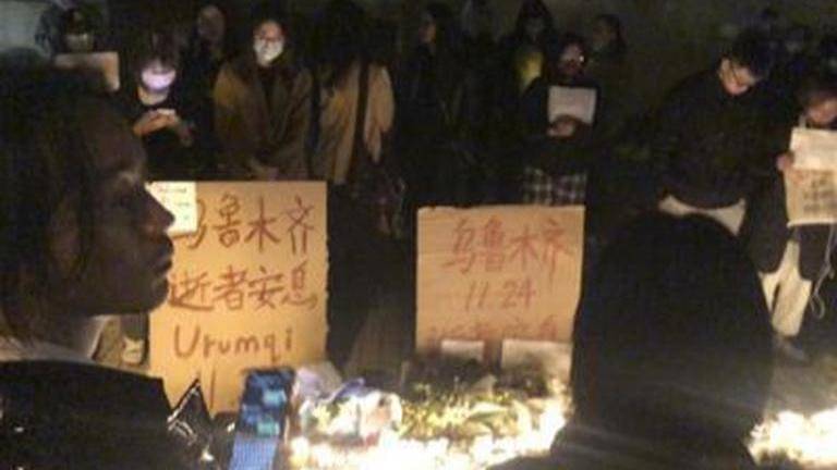 Us says china's zero-covid policy is not going to work, adding everyone has right to protest peacefully