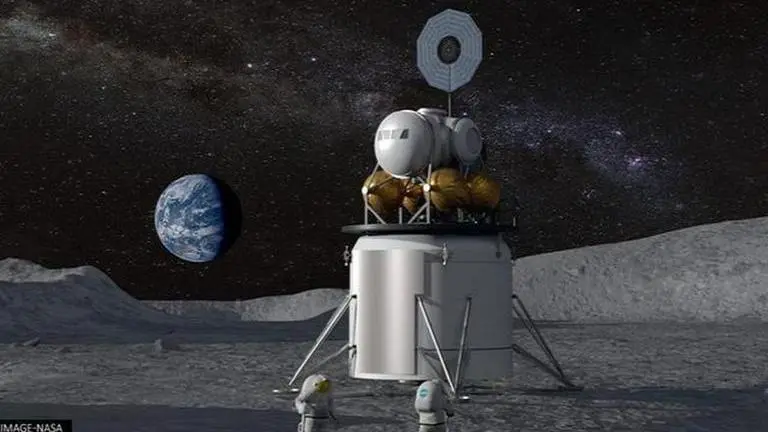 US Senate orders NASA to select second company to develop Moon lander US