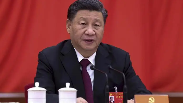 China: 'Helmsman' Xi Jinping cements legacy equal to founder Mao, ensures role beyond 2022 Xi Jinping