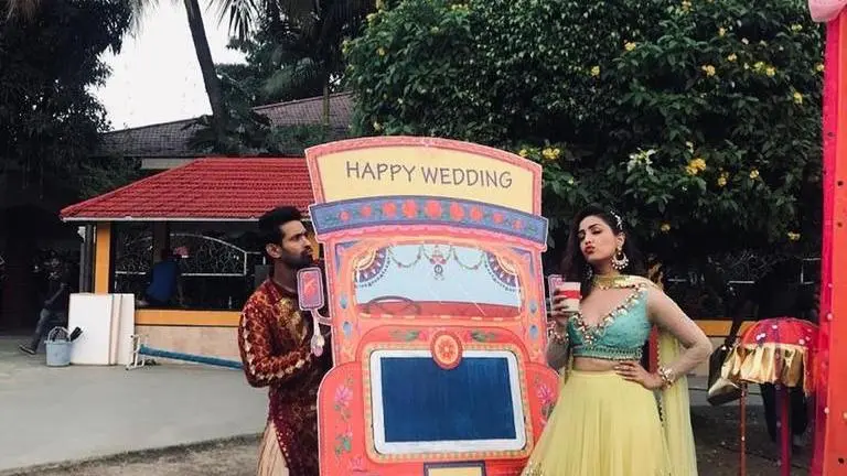 Ginny weds Sunny cast