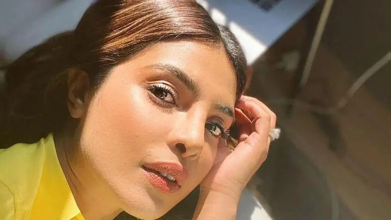 Priyanka Chopra spreads positivity amid pandemic, says 'Everything will be ok' Priyanka Chopra spreads hope amid pandemic in latest post, says 'Everything will be ok'