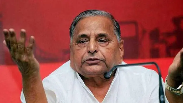 Mulayam hospitalised in Mumbai for abdominal health issues