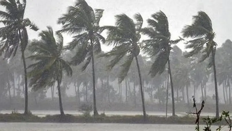 BJP-BJD blow hot and cold in Odisha as cyclone 'Fani' stings Odisha