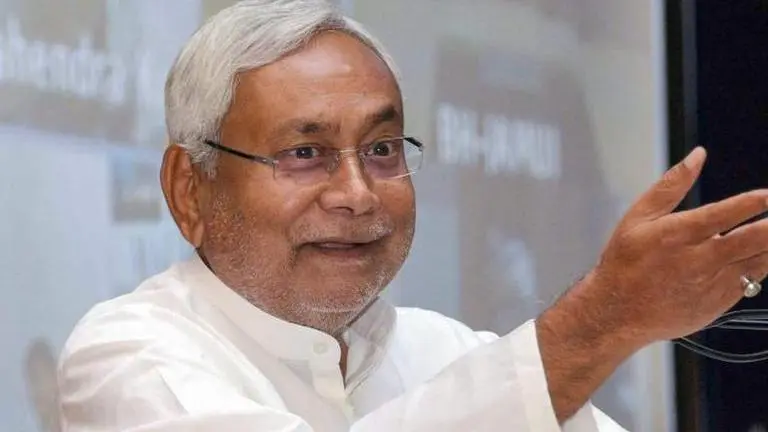 Bihar Cong leaders meet Guv; seek dismissal of Nitish govt