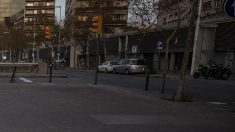 AP PHOTOS: Virus accentuates isolation of Spain’s homeless