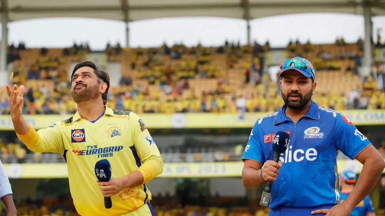 IPL 2024: CSK's big reaction to Rohit Sharma getting dropped as Mumbai Indians skipper goes viral Rohit Sharma and MS Dhoni