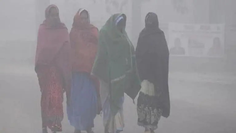 IMD predicts dense fog in several regions across India on December 25 IMD