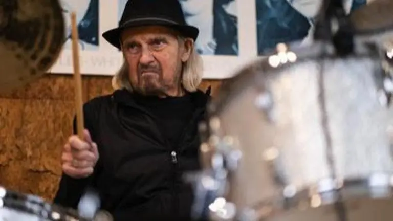 English drummer Alan White, known for progressive rock band Yes, dies at 72 Alan White