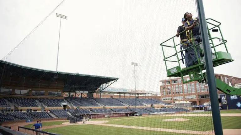 MLB, minors term talks constructive, stop sniping for now