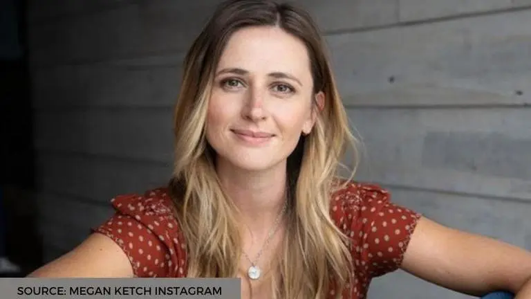 Who plays Judy on evil?