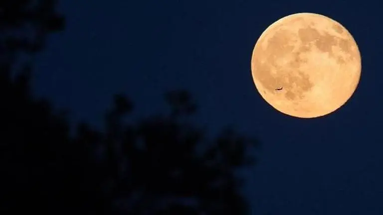 Smallest full Moon of the year rises on February 5; know all about the Snow 'micromoon' Snow Moon