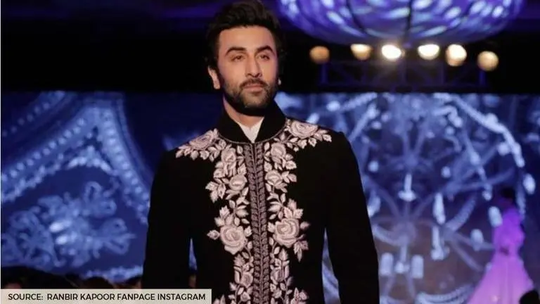 Ranbir Kapoor's latest photoshoot with Avinash feels like a 'blessing' to his fans; See Ranbir Kapoor