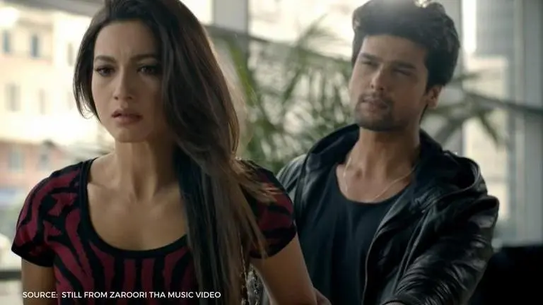 Gauahar Khan's 'Zaroori Tha' crosses 1 Billion views on YouTube Gauahar Khan