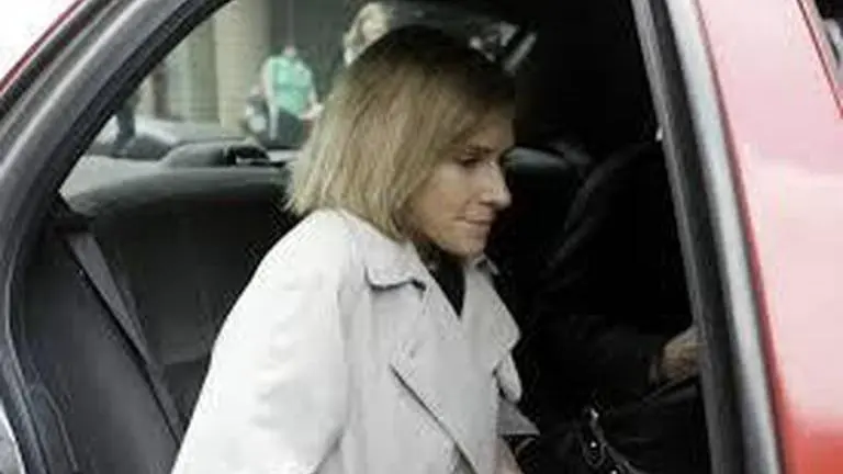 Prosecutor looking into the origins of Russia probe resigns