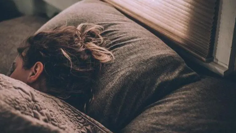 For restful sleep in aged, ambient temperature should be 20-25 degrees Celsius: Study