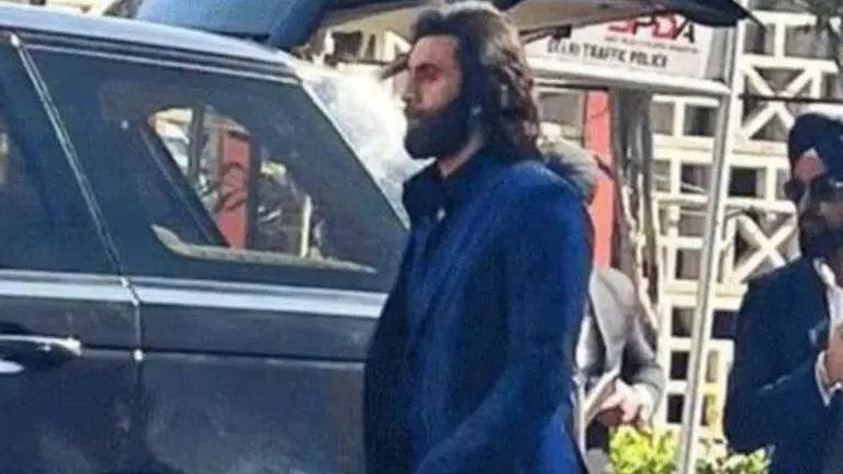 Ranbir Kapoor's 'Animal' look leaked; fans say 'best actor award loading...' Ranbir Kapoor