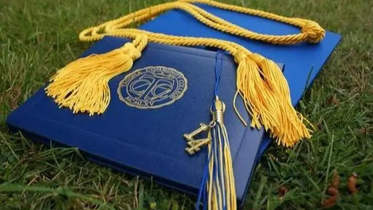 US students are celebrating graduation with Oprah Winfrey and Cardi B US