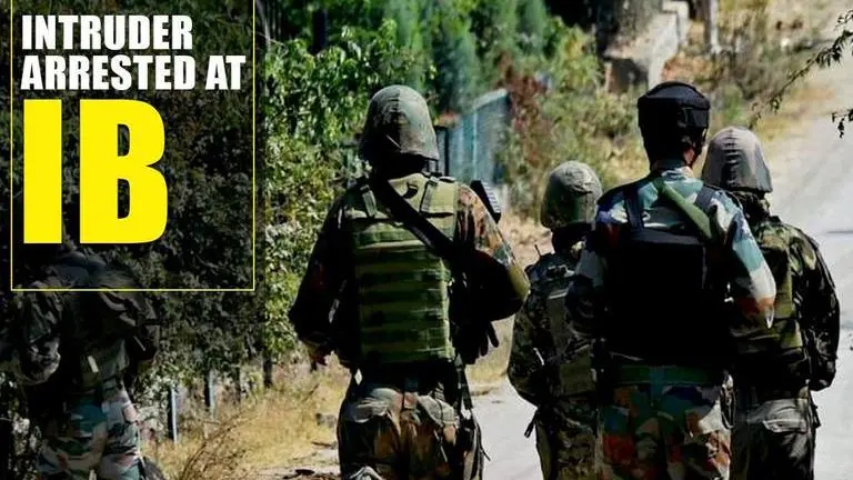 Pakistan intruder arrested along international border in Jammu Pakistan