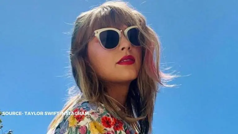 Taylor Swift shares her Evermore tracklist; Thanks her fans for being supportive Taylor Swift