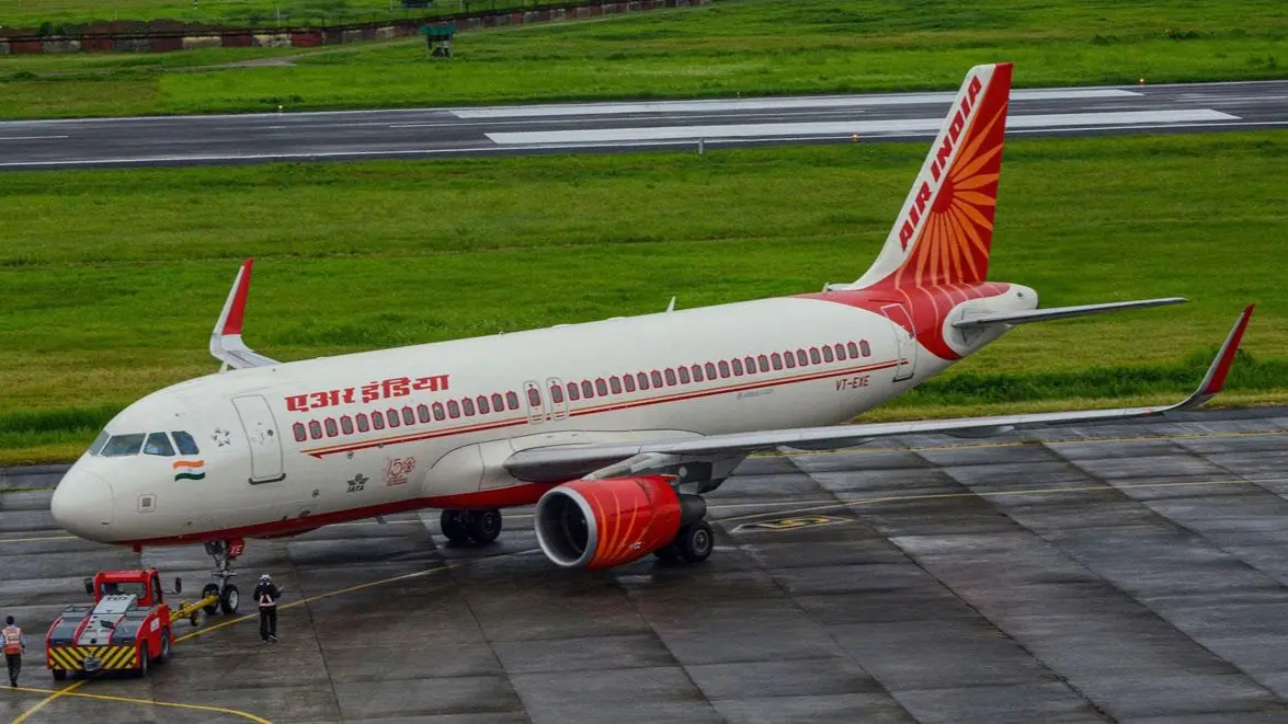 Air India Flight to San Francisco Delayed For Hours Due to Technical Issue at Mumbai Airport Pune-Bengaluru-Kochi Air India Express Flight Returns To Bengaluru After Engine Catches Fire