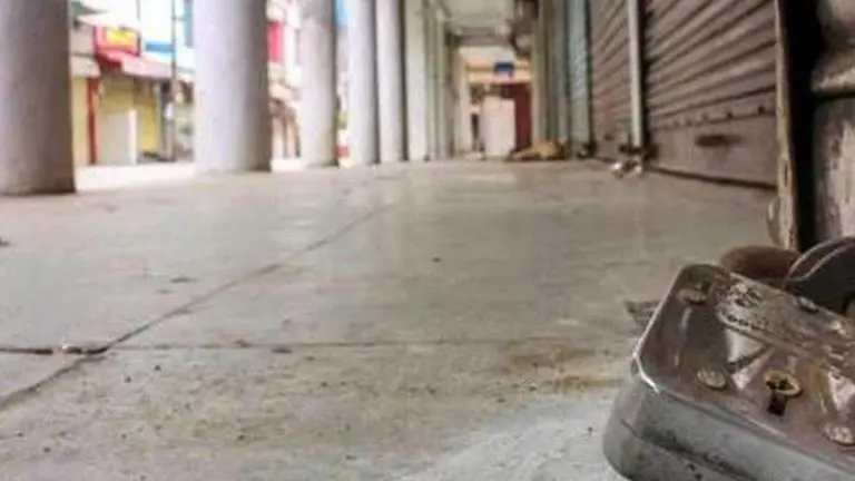 Intense lockdown shuts Tamil Nadu as state battles COVID-19