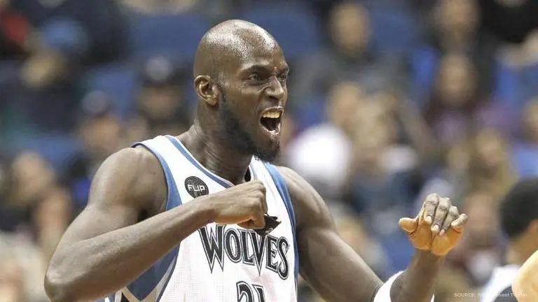 Kevin Garnett won't retire No.12 Wolves jersey after calling owner Glen Taylor a 'snake' Kevin Garnett