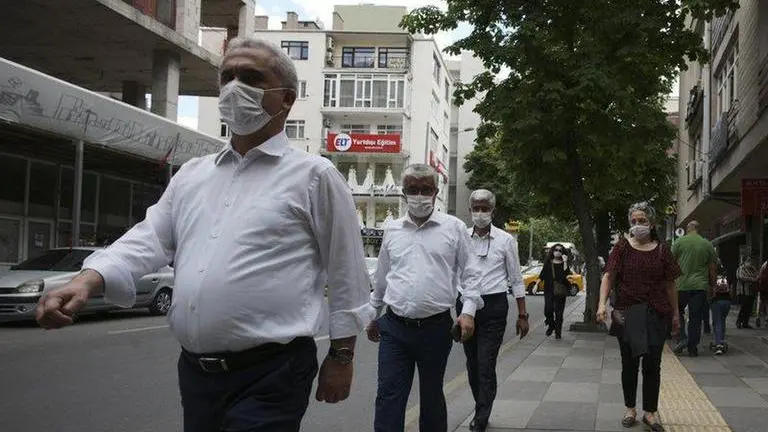 Turkey opens new hospitals as daily coronavirus cases drop Turkey opens new hospitals as daily coronavirus cases drop