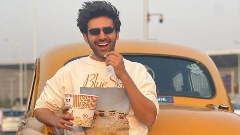 Kartik Aaryan shuts down rumours claiming he has replaced Ranveer Singh in Tezaab remake Kartik Aaryan