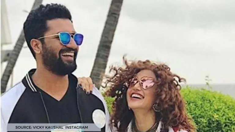 Taapsee Pannu and Vicky Kaushal are two happy souls in this throwback picture Taapsee Pannu