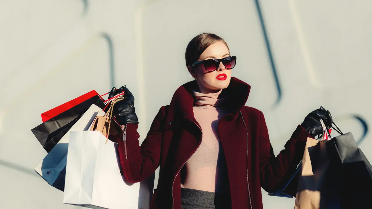Fast fashion vs high-end fashion, 5 major differences explained Shopping