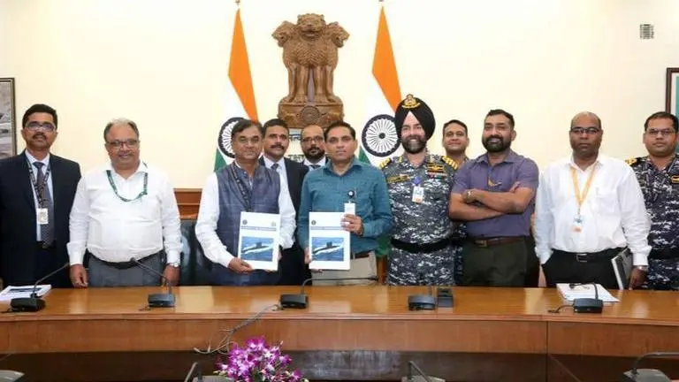 Defence ministry inks Rs 2,725 cr contract with MDL for refit of submarine