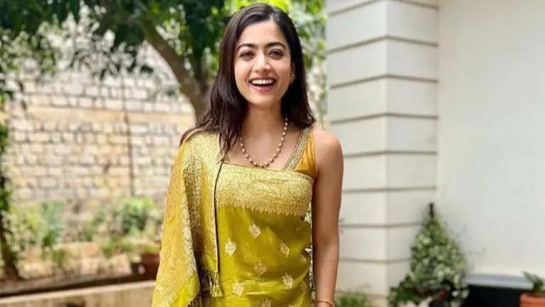 Rashmika Mandanna laughs off a report claiming she demands flight tickets for her pet rashmika mandanna