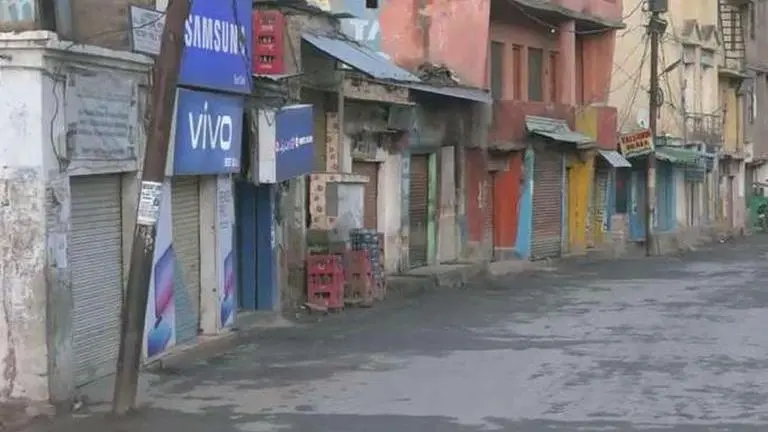 Guj lockdown-quarantine violations: Over 3.8k held, 2.6k cases filed