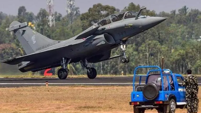 Congress' Randeep Surjewala cries foul over CAG's revelation on Rafale deal, slams Centre Randeep Singh Surjewala