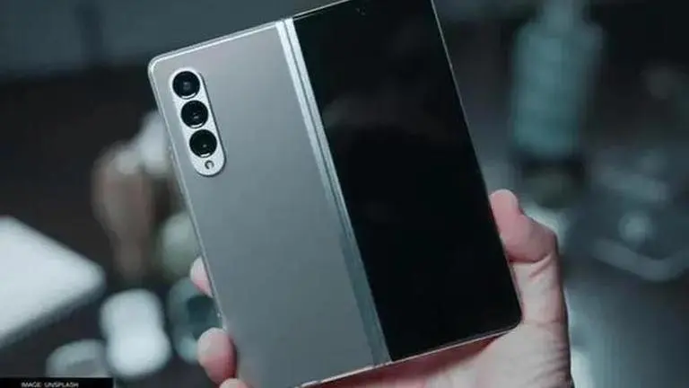 Samsung Galaxy Z Fold 4's entire specifications leaked online by Indian tipster Samsung Galaxy Z Fold 4's entire specifications leaked online by Indian tipster