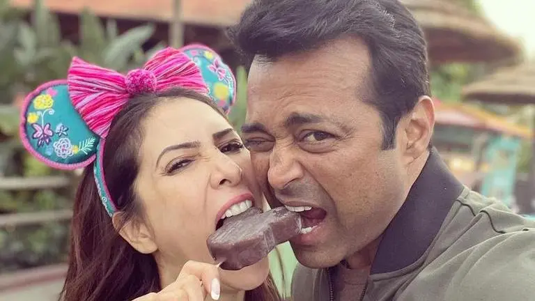 Inside Kim Sharma and Leander Paes' romantic USA trip enjoying 'Disney Day'; See pics kim sharma, leander paes