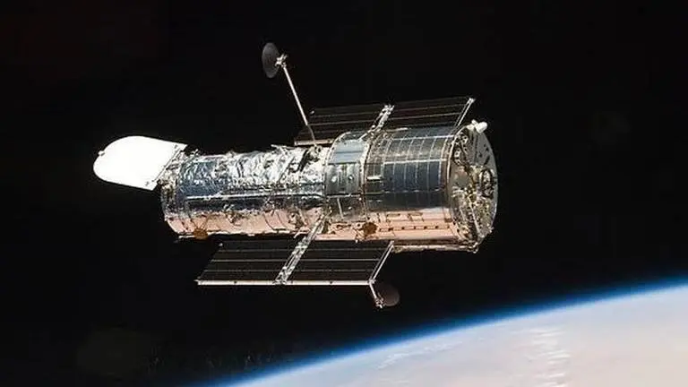 NASA scientists figure out how to rescue Hubble telescope from 'safe mode' NASA